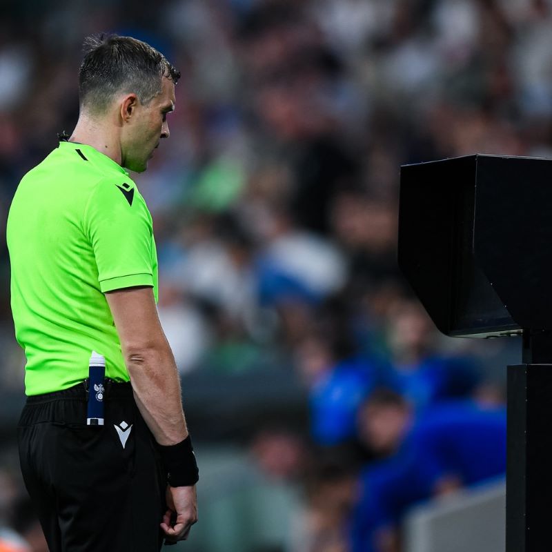 RPL referees to announce decisions after VAR reviews live
