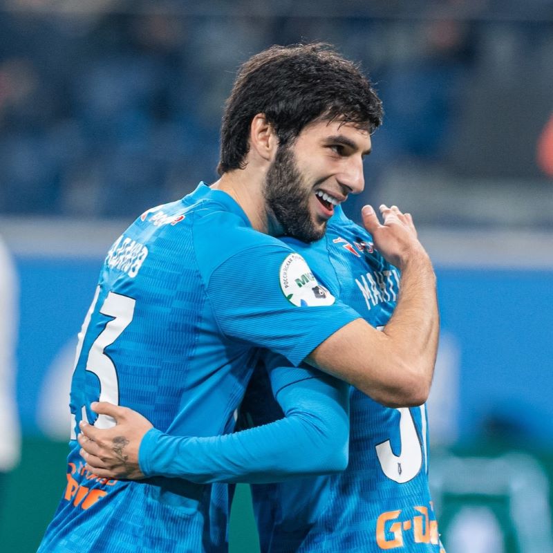 Orenburg loan Arsen Adamov from Zenit