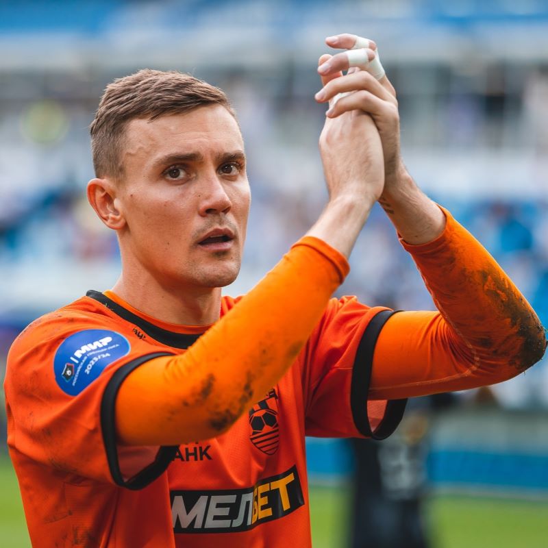 Evgeny Latyshonok officially signs with Zenit