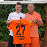 Shatov resumes career with Ural return