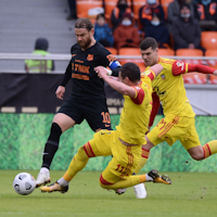Ural coast to win over relegation-threatened Arsenal