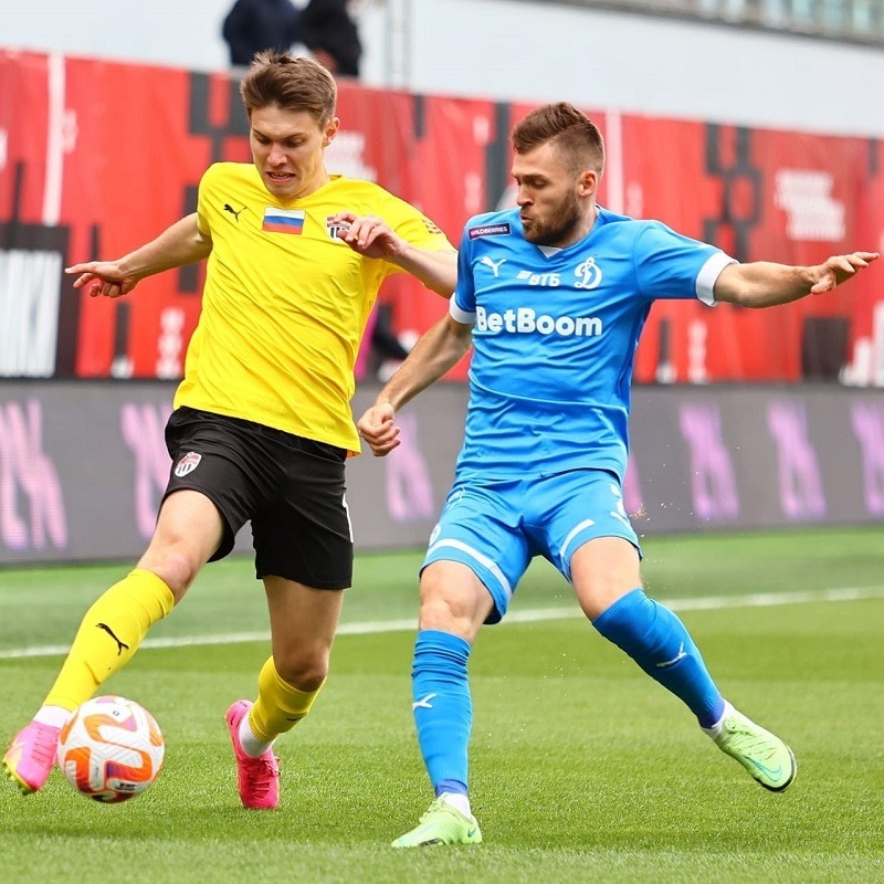 Dynamo pull win in Khimki with late penalty