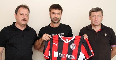 Makhach Gadzhiev transfers to Amkar