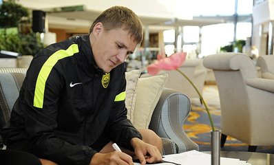 Alexander Bukharov to continue his career in FC Anzhi